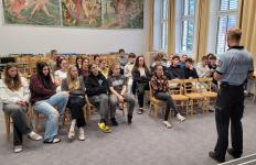 SPOTKANIE PREWENCYJNE Z POLICJANTEM - kl. 7, 8, 9